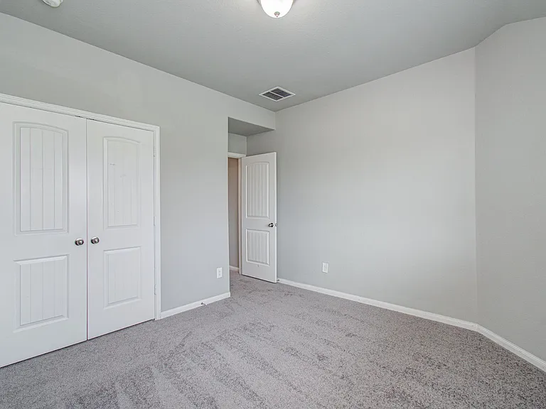 24331 Kee Cresta Ct — Photo 31