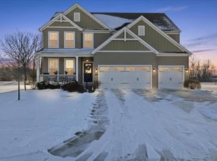 112 Old Bay Loop, Pataskala, OH 43062