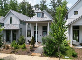 135 Mado Ln, Chattahoochee Hills, GA 30268