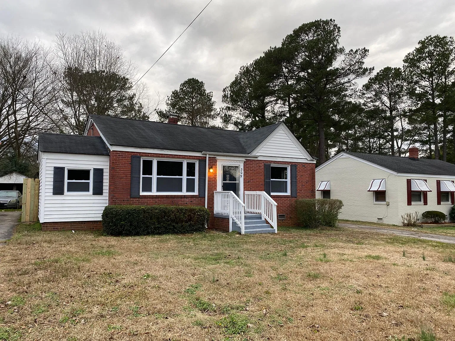 3 bed, 1024 sqft, $1,050 — Photo 1