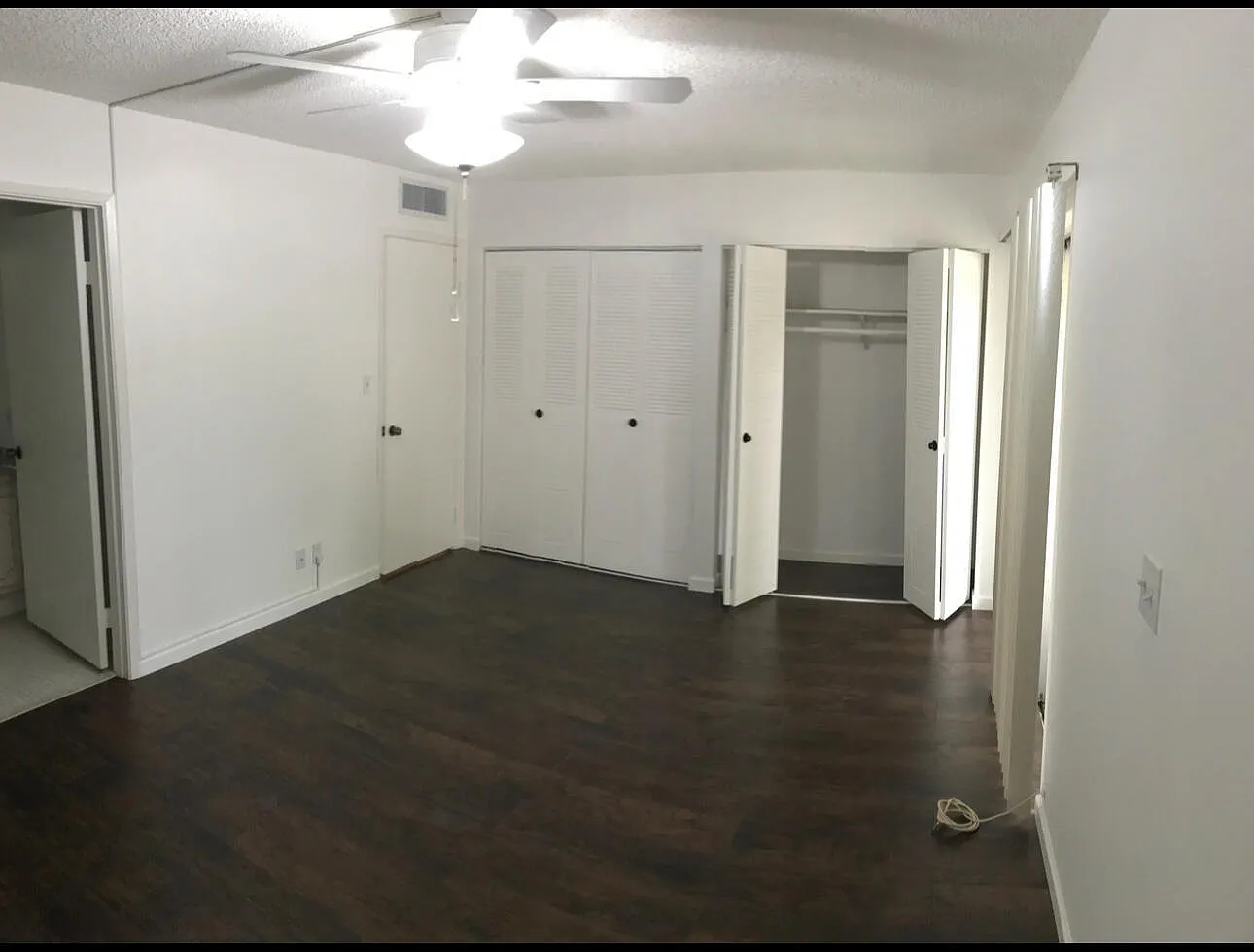 1 bed, 1.5 bath, 764 sqft, $1,350 — Photo 4
