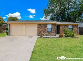6441 Macarthur Dr, Watauga, TX 76148