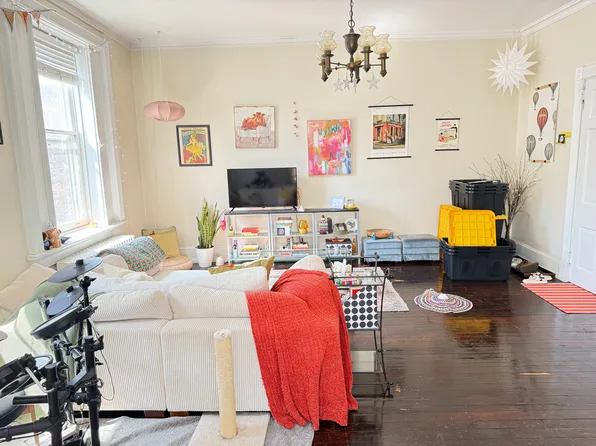 3603 Baring St #2F, Philadelphia, PA 19104