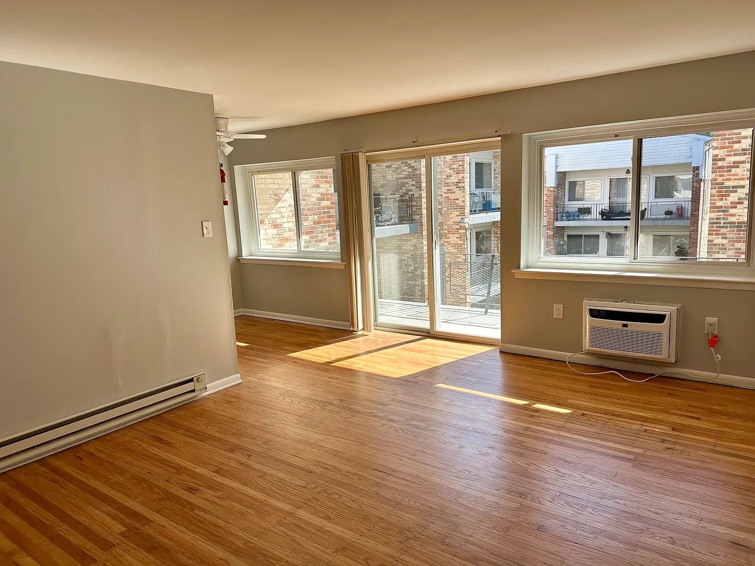 2 bed, $1,795 — Photo 1