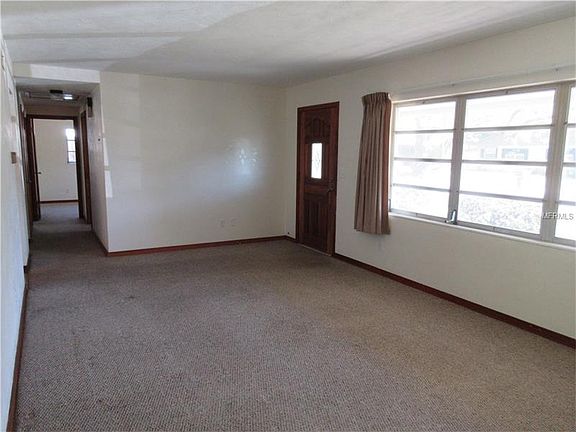 2nd image of 547 W Palmeden Dr