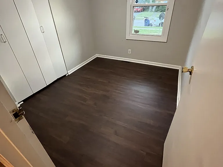 1014 Salem St — Photo 5