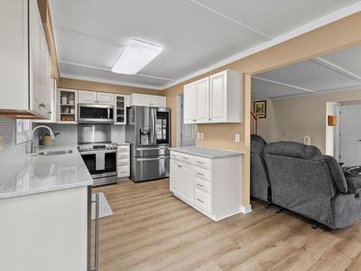 16550 Terrey Pine Dr, Eden Prairie, MN, 55347