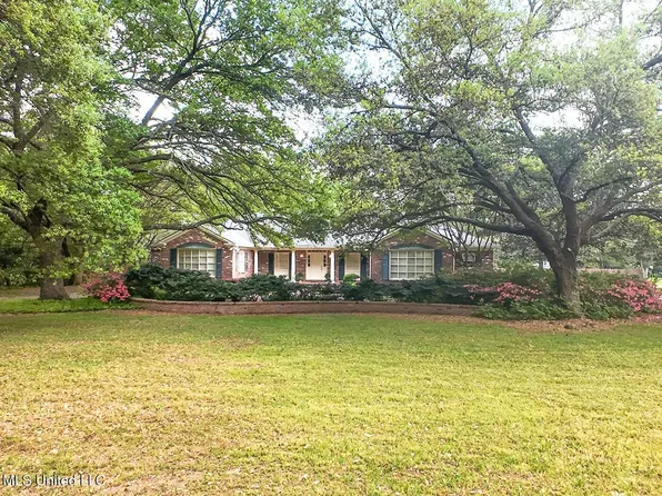 9 Adam Cir, Natchez, MS 39120