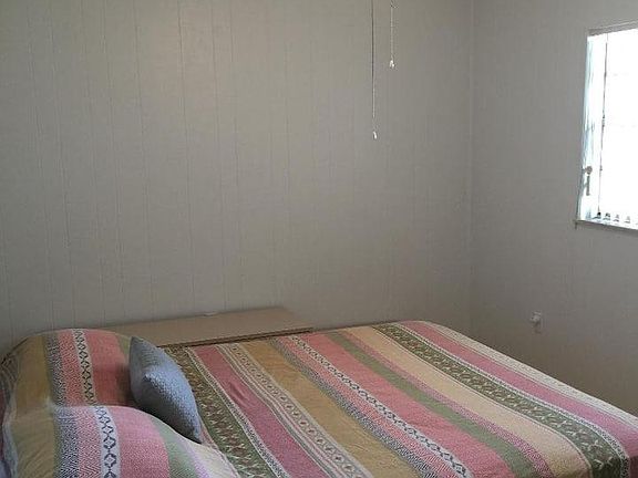 Bedroom 2 with Queen size bed