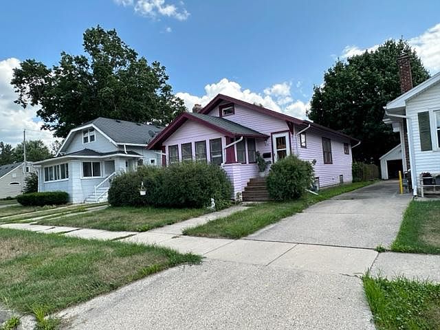 1st image of 870 Sherman AVENUE