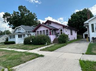 870 Sherman Ave, Janesville, WI 53545