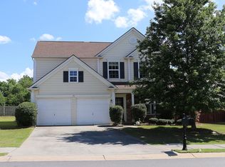 8820 Radford Ln, Suwanee, GA 30024