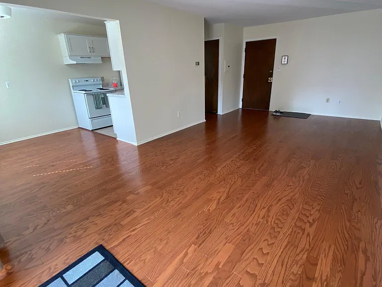 2035 N Main St #202 — Photo 3