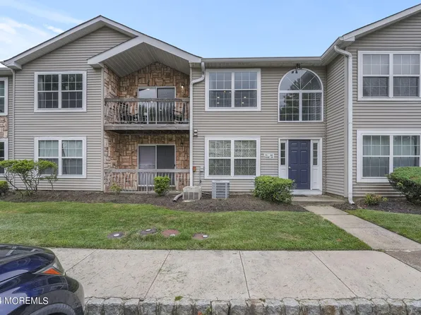 80 Diane Drive, Tinton Falls, NJ 07753