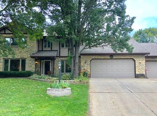 5792 Ivanhoe Cir, Fitchburg, WI 53711