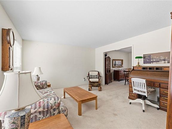 5th image of 11602 W 99th Pl