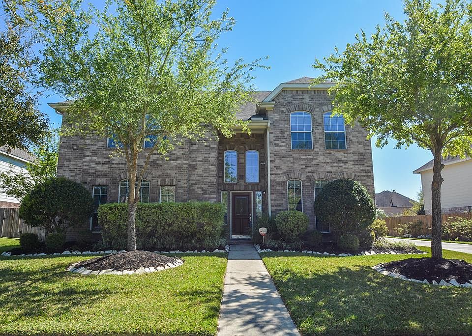 1st image of 7407 Sunset Bend Ln