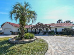 11698 W Bayshore Dr, Crystal River, FL 34429