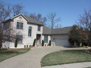 8317 Running Spring Dr, Louisville, KY 40241