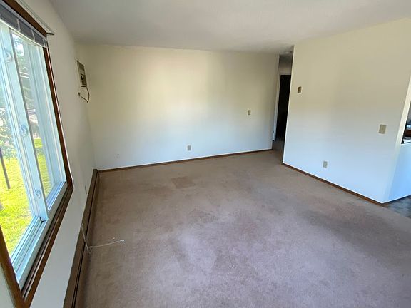 3rd image of 3547 Grand Ave S #204