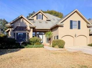 5 Old Fort Ln, Hilton Head Island, SC 29926