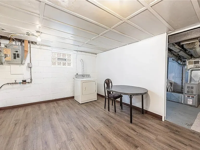 12 Wenzell Pl — Photo 28