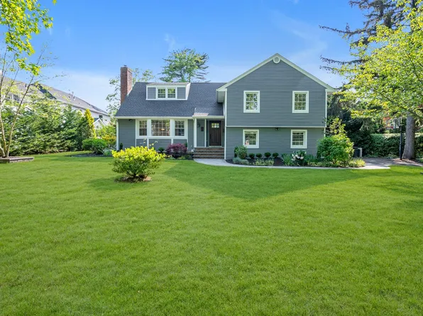 56 Washington Avenue, Garden City, NY 11530