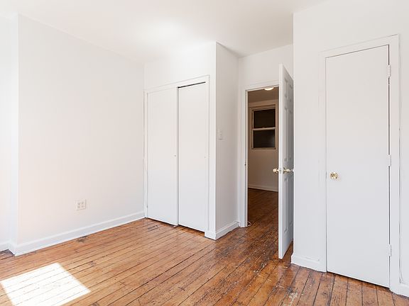 3rd image of 255 W 12th St APT 3W