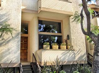 8611 Burton Way APT 8, Los Angeles, CA 90048