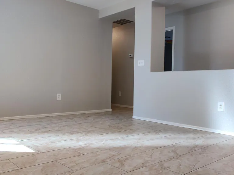 3283 S Bowman Rd — Photo 11