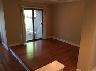 13 Walnut Ln, Avon, CT 06001