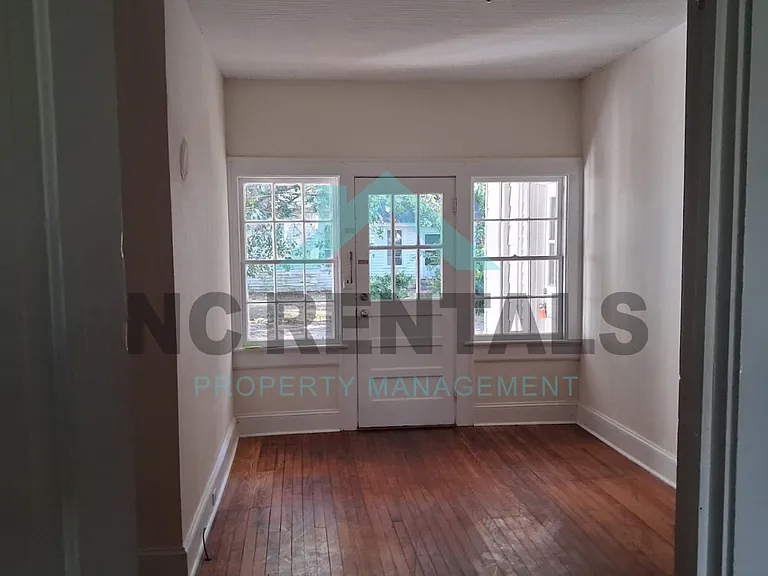 307 N Parker St #305 — Photo 23
