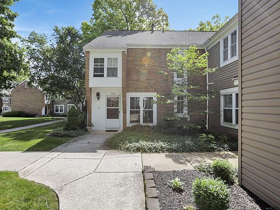 3rd image of 5549 Chowning Way #2-B