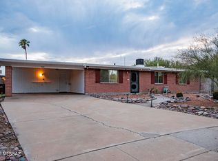 3218 W Liberty Tree Ln, Tucson, AZ 85741