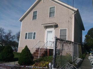 242 Sprague St, Fall River, MA 02724