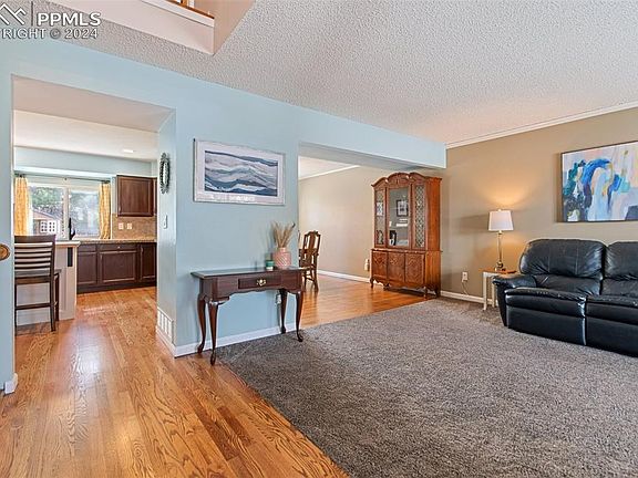 4th image of 5225 Quasar Ct