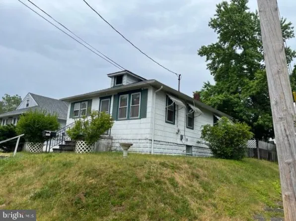 122 Princeton Rd, Clementon, NJ 08021