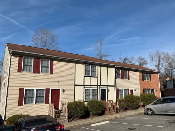 Westbrook Village Townhomes