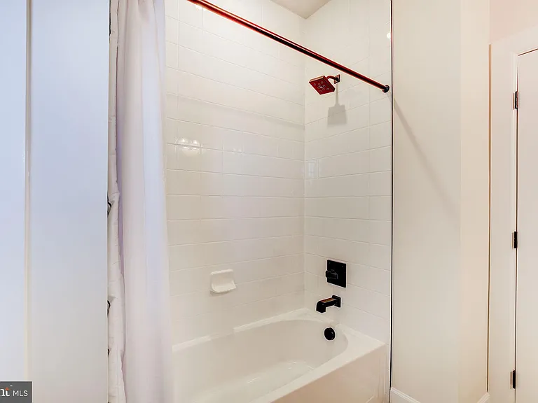 6547 Clubhouse Dr — Photo 60