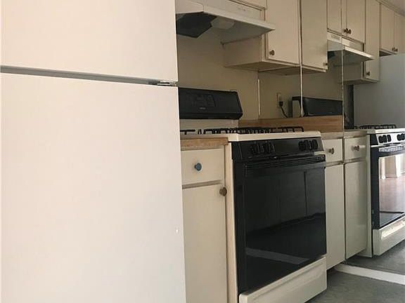 4th image of 1800 Lavaca St APT 310
