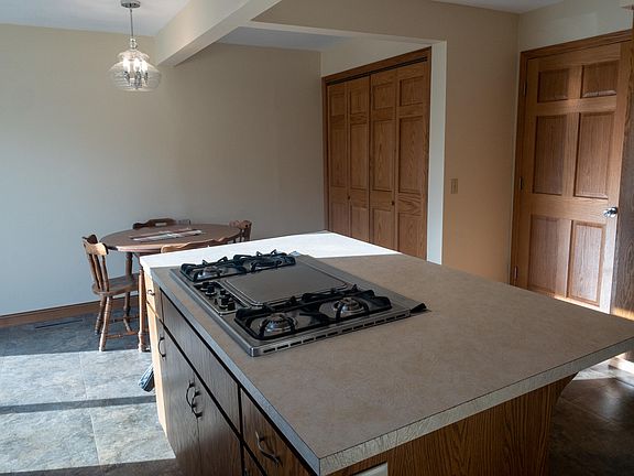2nd image of 205 Tubman St