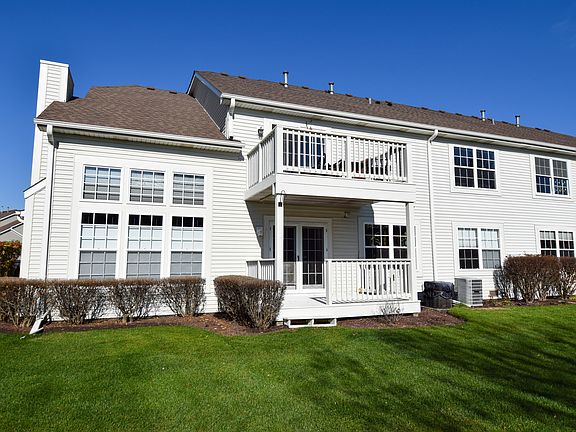 2nd image of 4704 Riverwalk Dr #4704