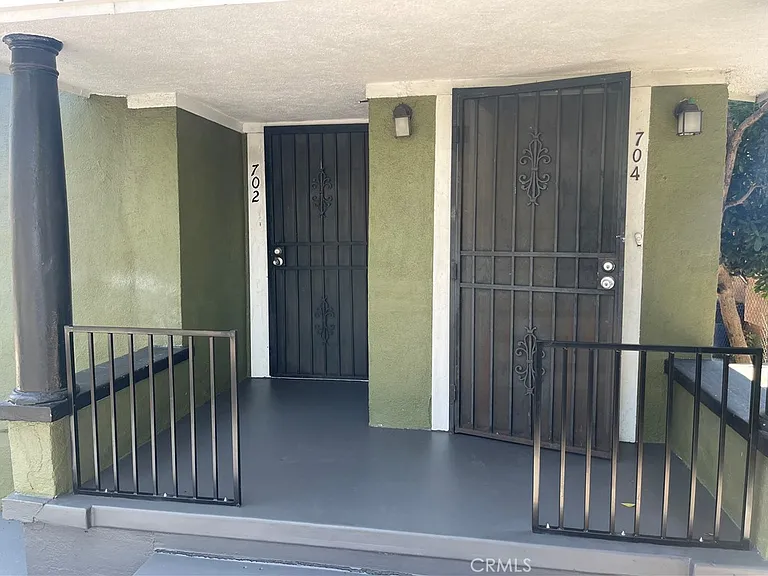 704 S Soto St — Photo 2