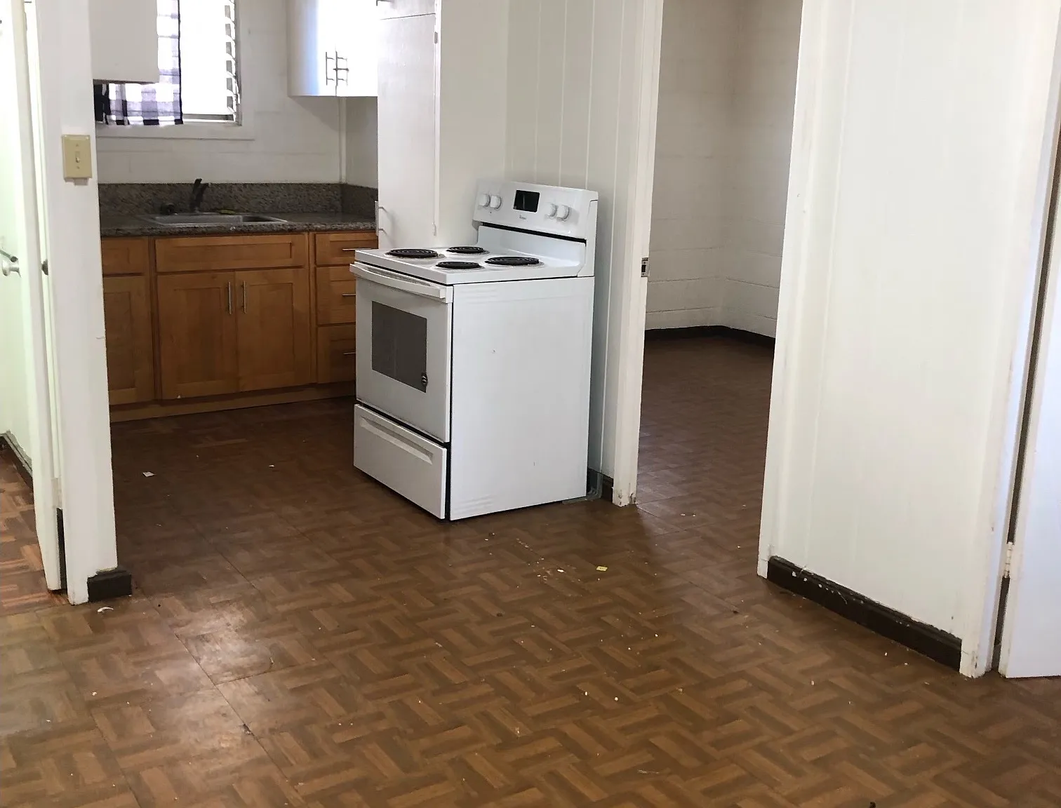 304 Olive Ave — Photo 1