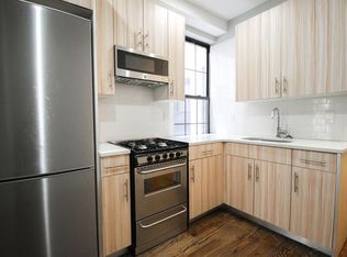 1719 Gates Ave APT 2R, Ridgewood, NY 11385