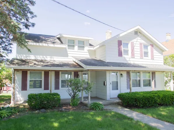 510 College AVENUE, Watertown, WI 53094