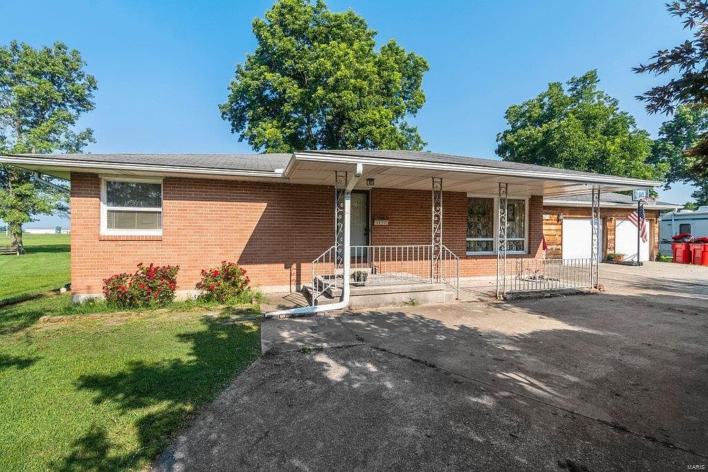 121 W Clarman Dr, Chaffee, MO 63740 Zillow