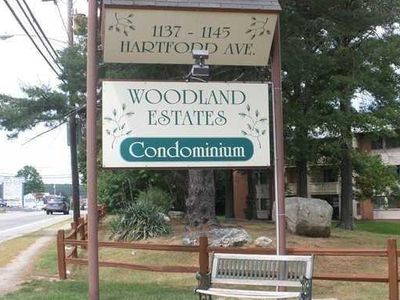 1141 1/2 Hartford Ave APT 3A, Johnston, RI, 02919