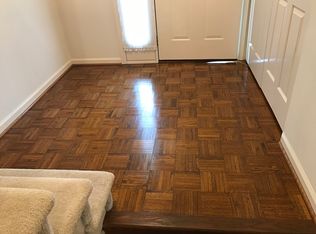 4 Pine Tree Ct, Reading, PA 19607