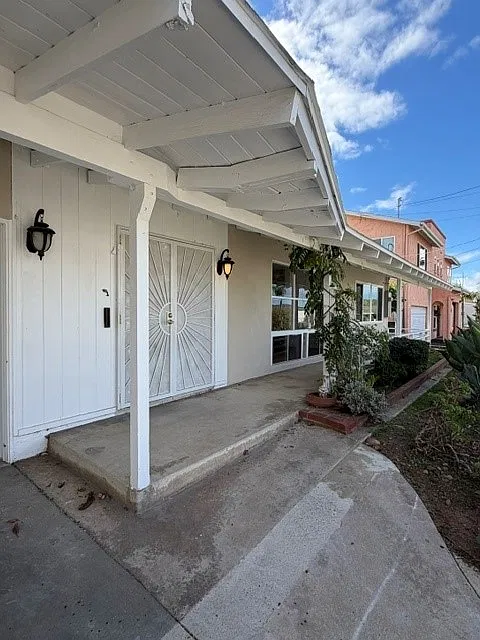 2 bed, 1336 sqft, $4,495 — Photo 2